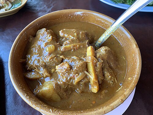 Kaeng hang le